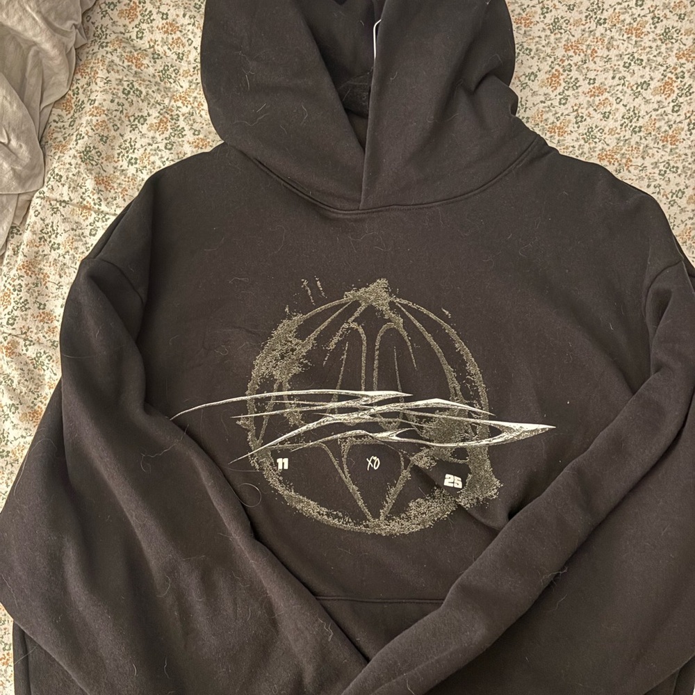 AFTER HOURS UNTIL DAWN TOUR HOODIE (The Weeknd)
🖤🖤🖤